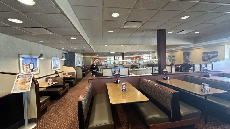 Eat'n Park - Grove City, PA