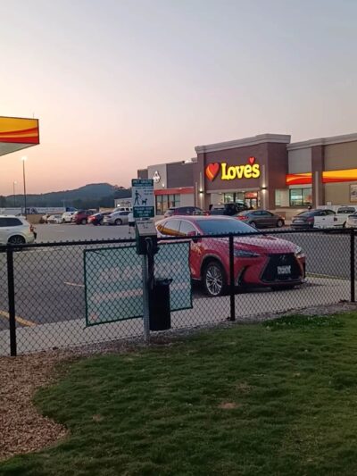 Dog Park at Love's Travel Stops - Hamilton, AL