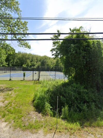 Shop Pond Park - Hampstead, NH