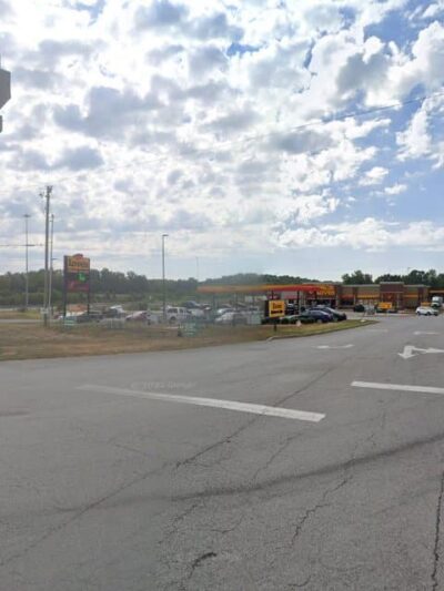 Dog Park at Love’s Travel Stops - Hanson, KY