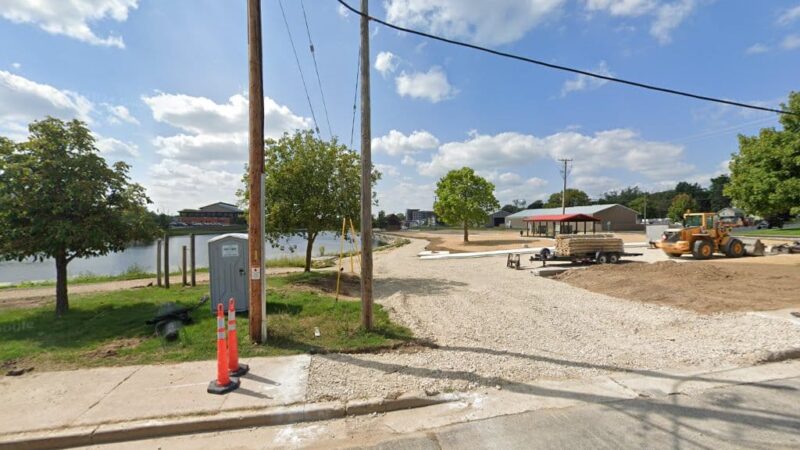 Dogs Allowed Off-Leash (Boat Landing ONLY) - Hartford, WI