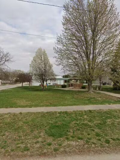 Henderson Park - Henderson, IA