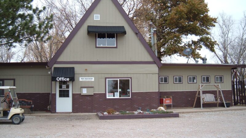 Prairie Oasis RV Park - Henderson, NE