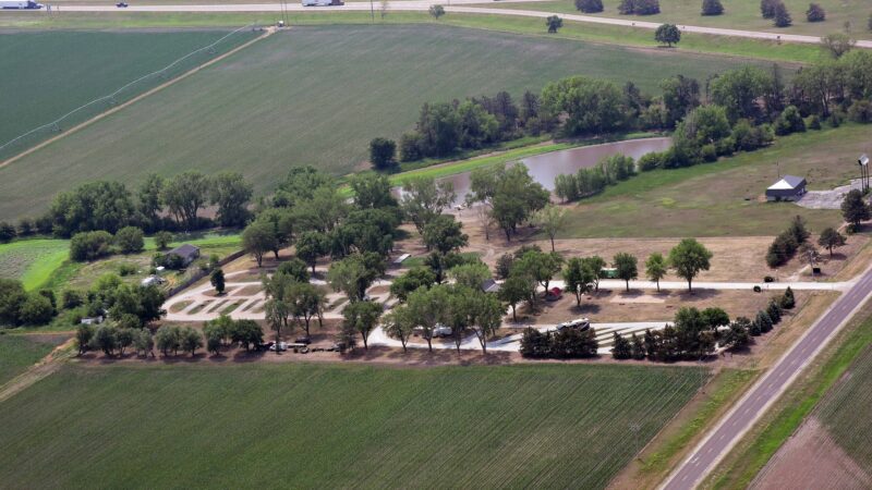 Prairie Oasis RV Park - Henderson, NE