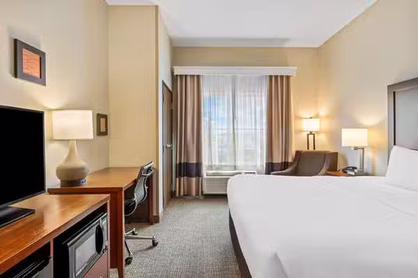 Comfort Inn & Suites - Hermiston, OR