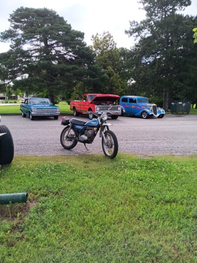 Memorial Park - Shelter House - Hillsboro, KS