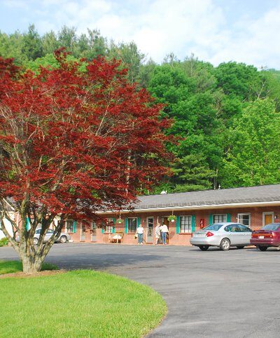 The RoseLoe Motel - Hot Springs, VA