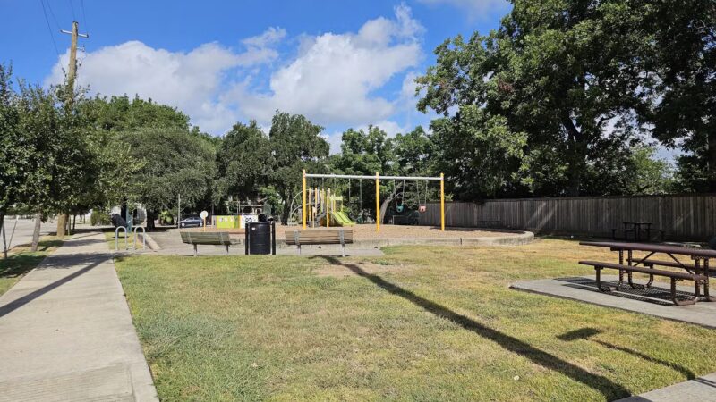 Burnett Street Park - Houston, TX