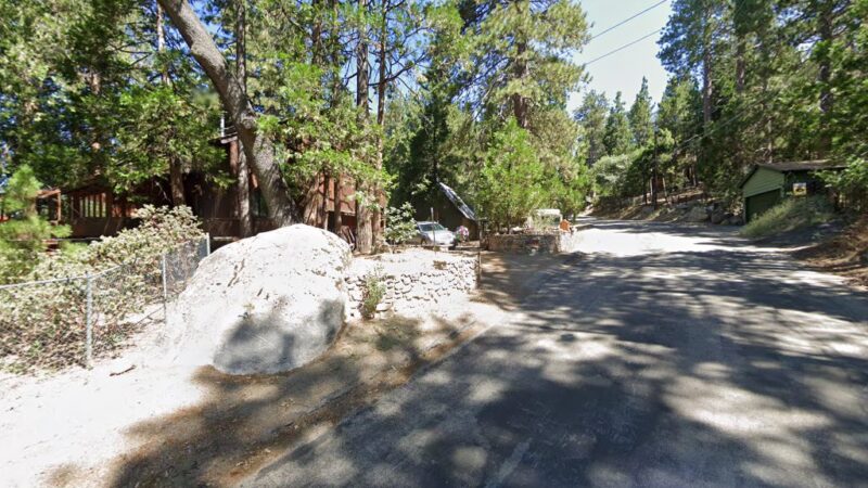 Mountain Tails Private Dog Park - Idyllwild-Pine Cove, CA