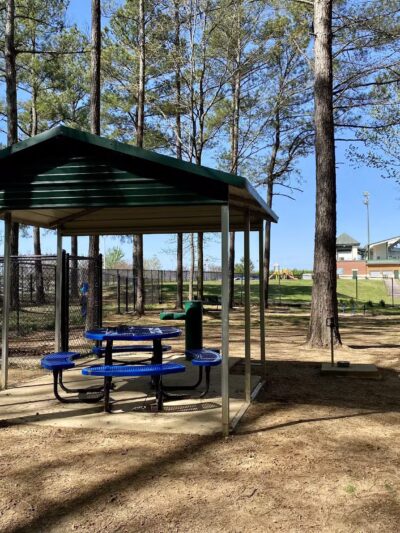 Dr. Vicki Schneider Lake Dog Park - Jackson, TN