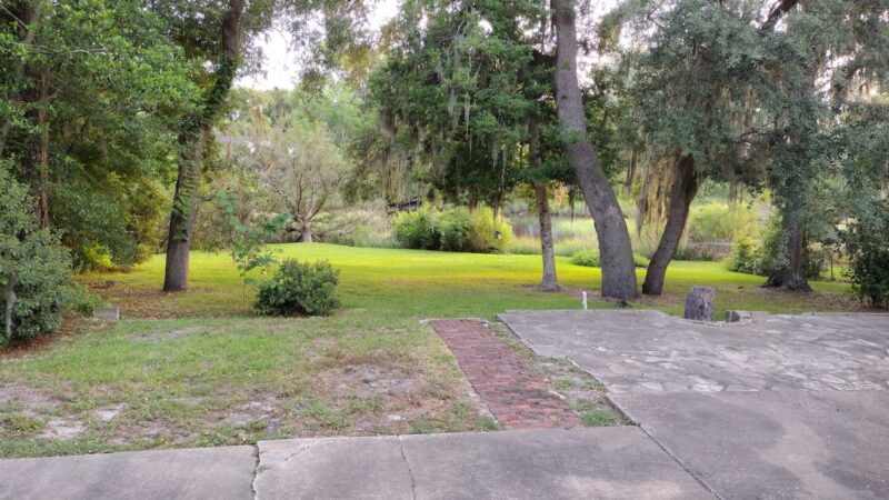 Creekside Canines - Jacksonville, FL