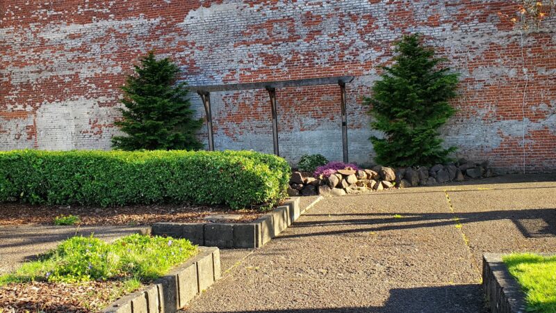 Kelso Commons - Kelso, WA