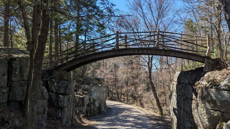 Lake Minnewaska Carriage Road trailhead - Kerhonkson, NY