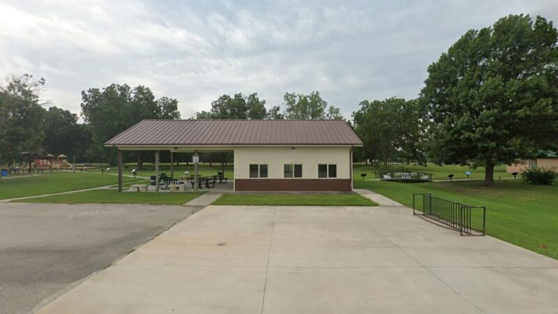 LA CYGNE PARK - Lacygne, KS