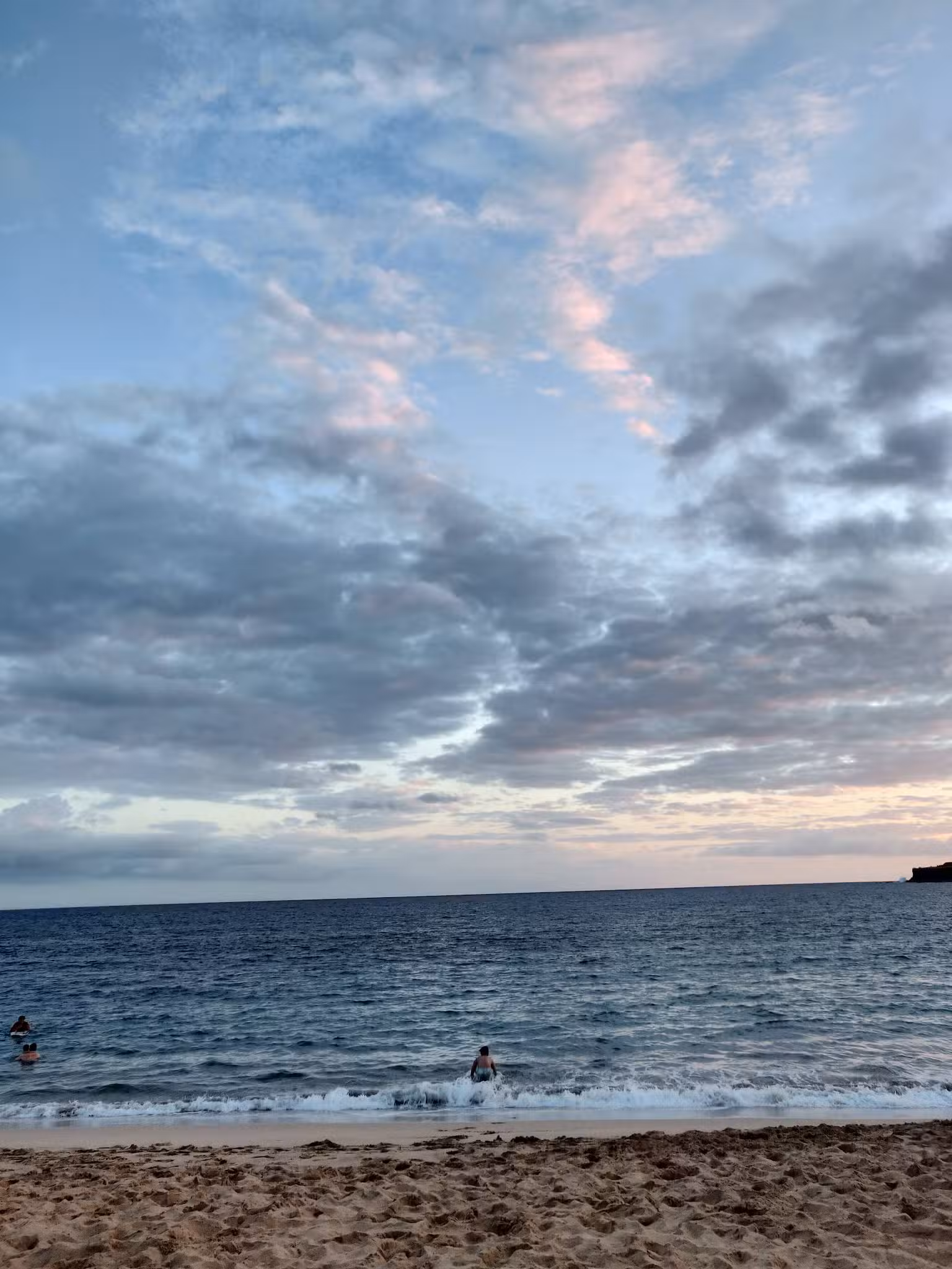 Beach Parking - Lanai City, HI
