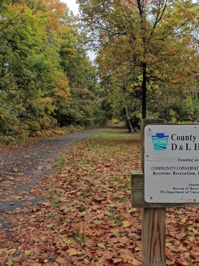 D&L Trail - River Dr Trailhead - Laurys Station, PA