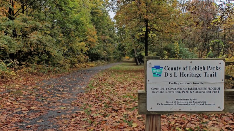D&L Trail - River Dr Trailhead - Laurys Station, PA