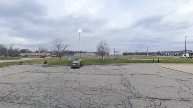 Dog Park at Love's Travel Stops - Le Roy, IL