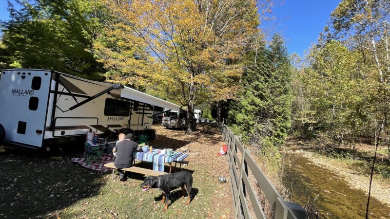 Starlite Trailer Lodge - Lenoir, NC
