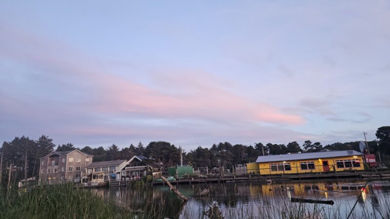 Devil's Lake Boardwalk Trail - Lincoln City, OR