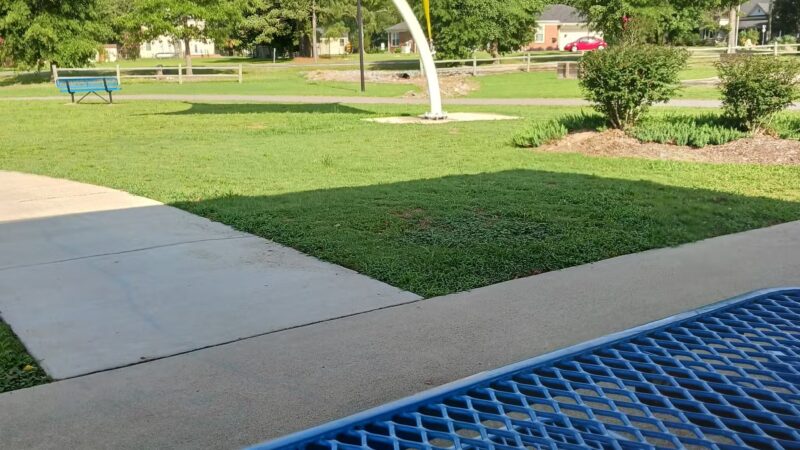 Town Of Linden Little River Community Park & Splashpad May 1-Sept 30 M-S 10-7 Sun 2-7 - Linden, NC