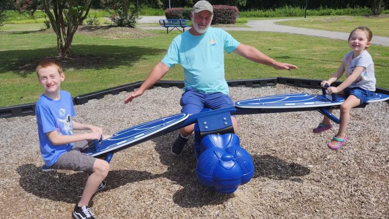 Town Of Linden Little River Community Park & Splashpad May 1-Sept 30 M-S 10-7 Sun 2-7 - Linden, NC