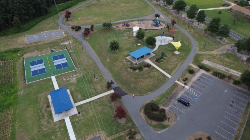 Town Of Linden Little River Community Park & Splashpad May 1-Sept 30 M-S 10-7 Sun 2-7 - Linden, NC