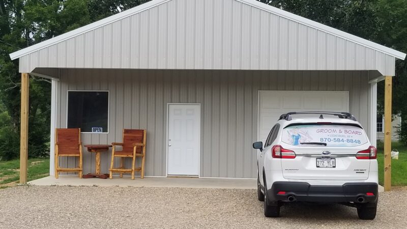 Groom & Board - Lockesburg, AR