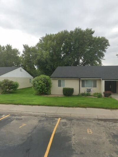 Loomis Apartment Homes - Loomis, NE