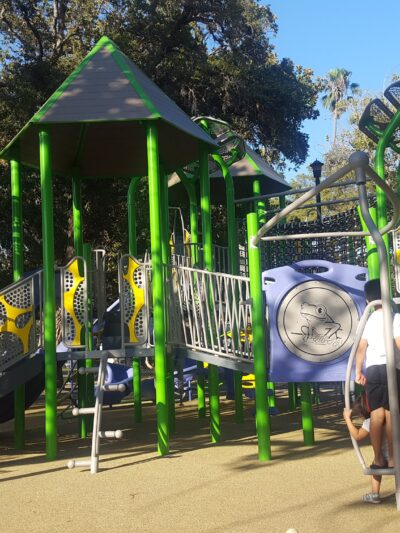 Chesterfield Square Park - Los Angeles, CA