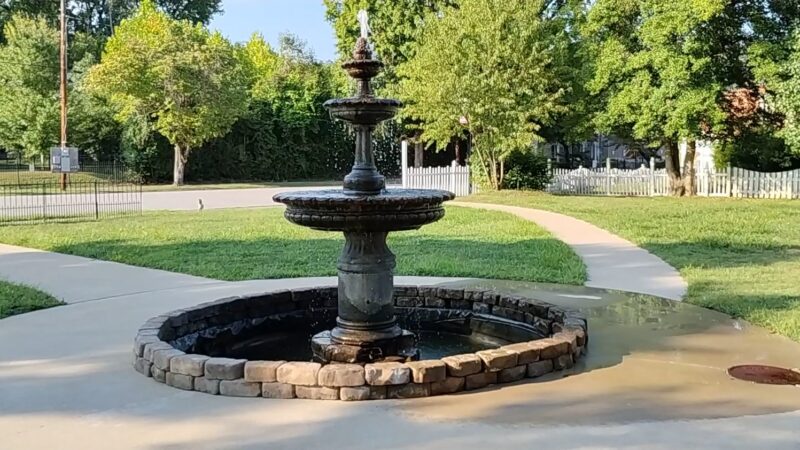 Main Street Park - Louisa, KY