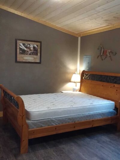 Crossroads Ranch Campground and Cabins - Lucas, IA