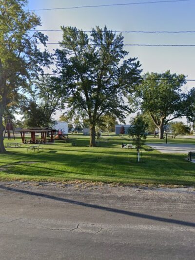Macksburg City Park - Macksburg, IA