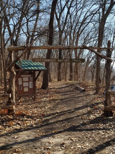 Cottonwood Nature Trailhead - Manhattan, KS
