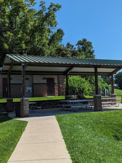 Kellogg Park-Maplewood membership only dog park - Maplewood, MO