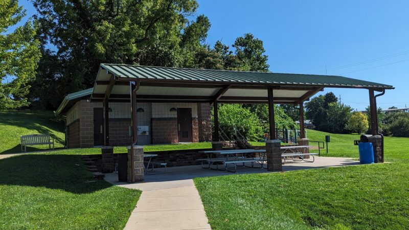 Kellogg Park-Maplewood membership only dog park - Maplewood, MO