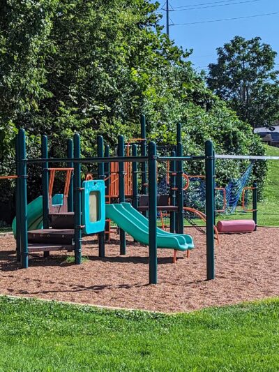 Kellogg Park-Maplewood membership only dog park - Maplewood, MO