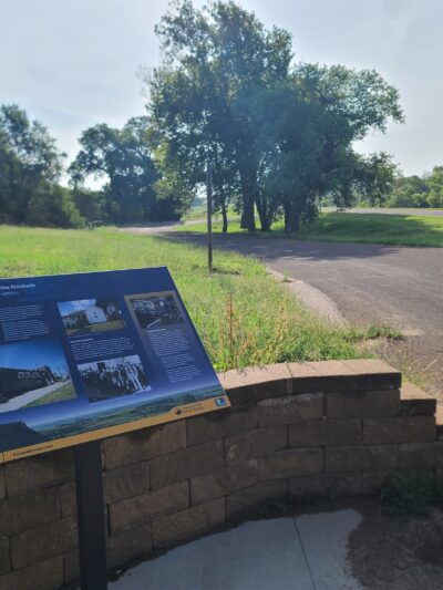 Road Side Park - Medicine Lodge, KS