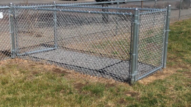 Rails and Tails Dog Park - Metolius, OR