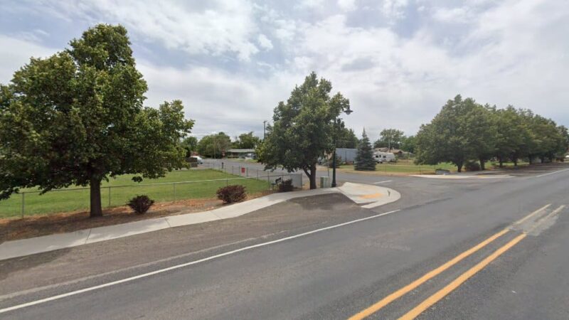 Rails and Tails Dog Park - Metolius, OR