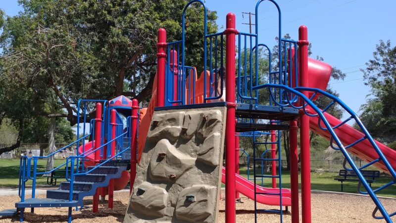 Grant Rea Park Recreation Building - Montebello, CA