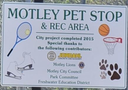 Motley Pet Stop & Rec Area - Motley, MN