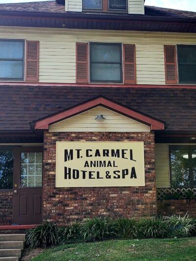 Mt Carmel Animal Hotel & Spa - Mt Carmel, IL