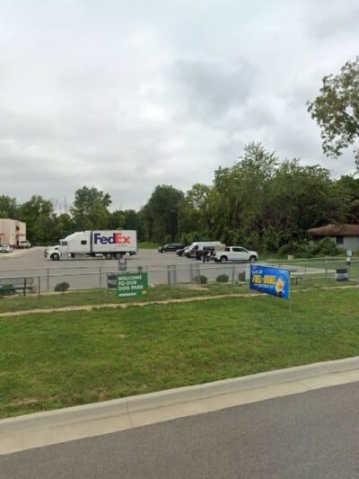 Dog Park at Love's Travel Stops - Mt Vernon, IL