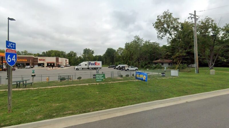Dog Park at Love's Travel Stops - Mt Vernon, IL
