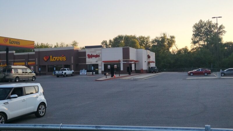 Dog Park at Love's Travel Stops - Mt Vernon, IL