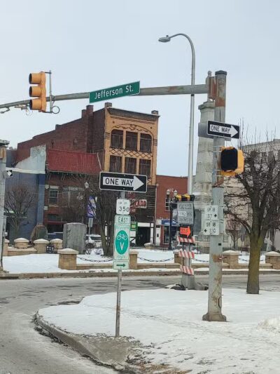 Kennedy Square - New Castle, PA