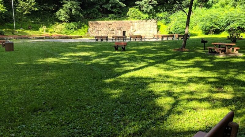 Laurel Hollow Park - Newell, WV