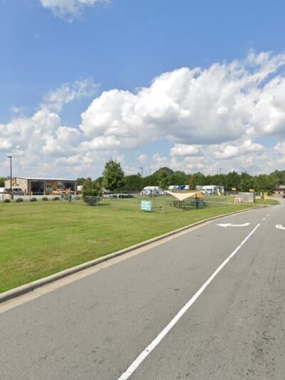 Dog Park at Love’s Travel Stops - Newton, NC