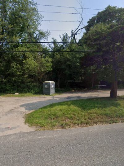 Rocky Neck Park - Parking - Niantic, CT